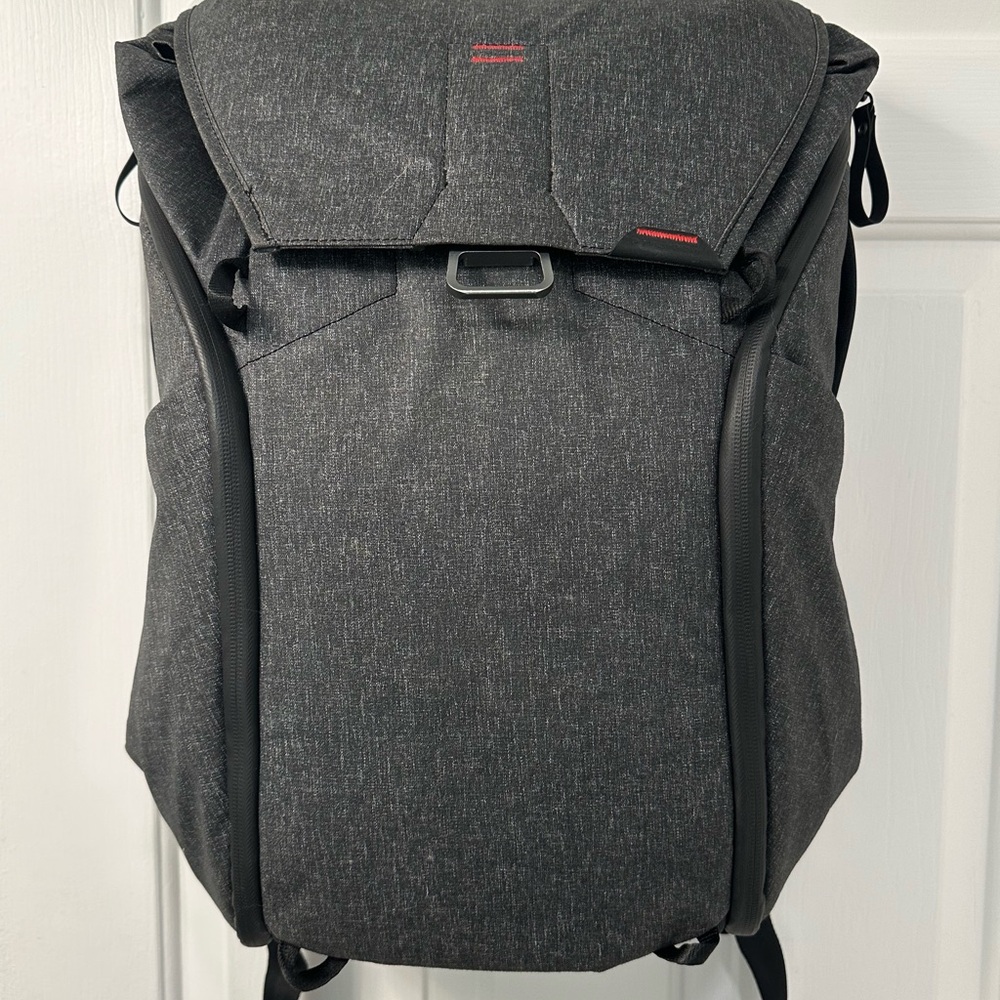 Peak Design 30L Everyday Backpack